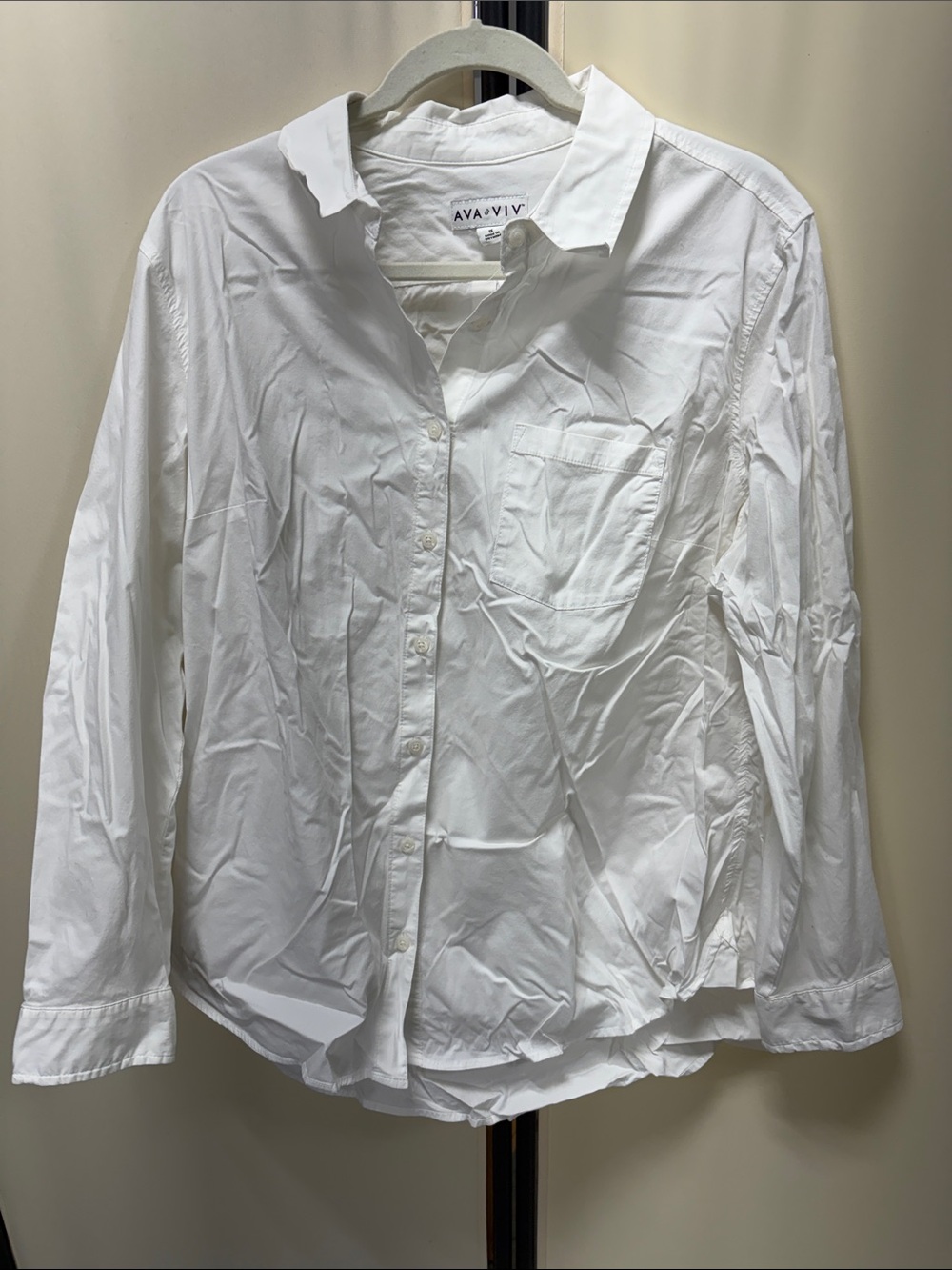 Ava & Viv White Men's Long-Sleeve Button Shirt